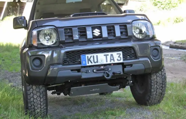 Affaire À Saisir KIT DE MONTAGE INTEGRE AVEC TREUIL WARN VRX 45-S POUR SUZUKI JIMNY ESSENCE AVANT 2018