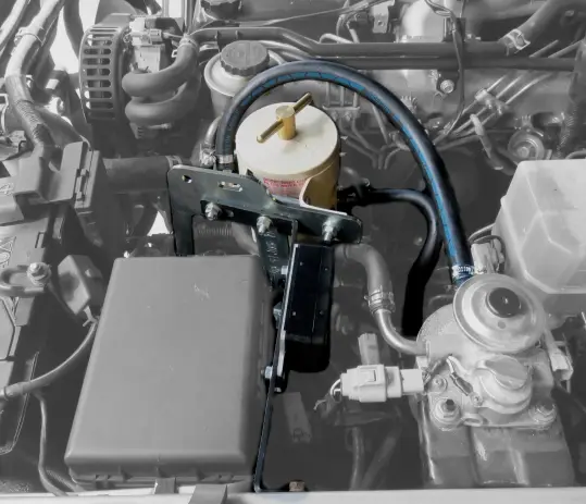 Offre Spéciale KIT DE MONTAGE N4 POUR PRE-FILTRE RACOR POUR TOYOTA HDJ100 / HZJ105
