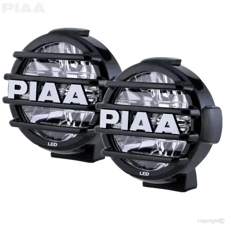 PHARE LONGUE PORTEE LED LP570 AVEC GRILLE ALU PIAA Vente Flash