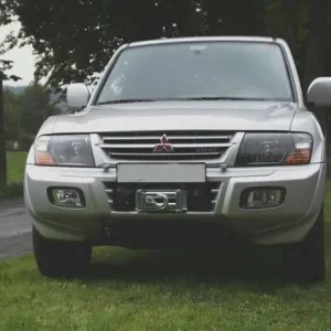 KIT DE MONTAGE INTEGRE POUR TREUIL POUR MITSUBISHI PAJERO V60 / V80 Expédié Aujourd’hui