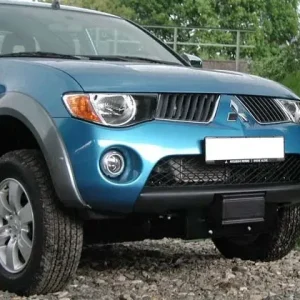 Bon Marché KIT DE MONTAGE INTEGRE AVEC TREUIL WARN VR EVO 8S POUR MITSUBISHI L200 TRITON DE 2005 A 2015