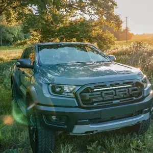 KIT ECLAIRAGE LED LAZER LONGUE PORTEE LINEAR 24 ELITE AVEC INTEGRATION A LA CALANDRE POUR FORD RANGER RAPTOR (2018-2022) Soldes