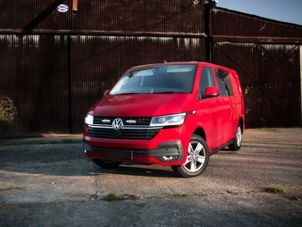 KIT ECLAIRAGE LED LAZER LONGUE PORTEE TRIPLE-R4 Gen2 ELITE AVEC INTEGRATION A LA CALANDRE POUR T6.1 VOLKSWAGEN STARTLINE / HIGHLINE (2019+) Acheter En Ligne