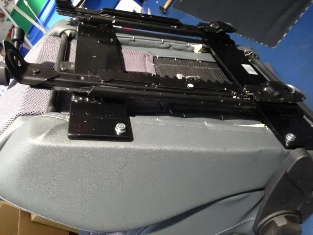 Meilleure Vente OPTION POUR SIEGE SCHEEL-MANN : ADAPTATEUR SUR GLISSIERES D'ORIGINE POUR TOYOTA J75/7879