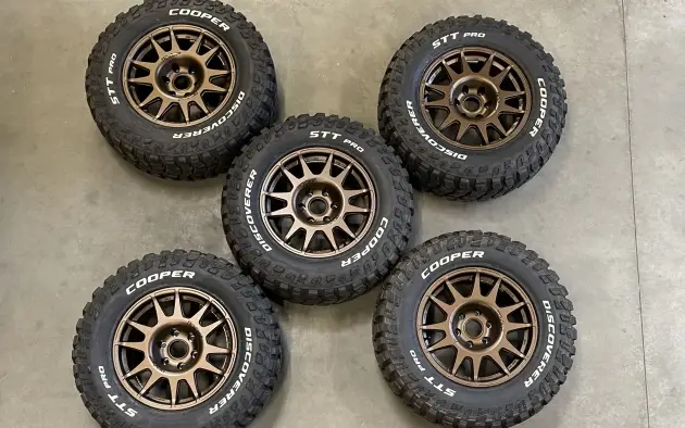 Dernier Modèle LOT DE 5 JANTES RENFORCÉES DAKAR ZERO ET PNEUS COOPER D'OCCASION – RAM 2019+