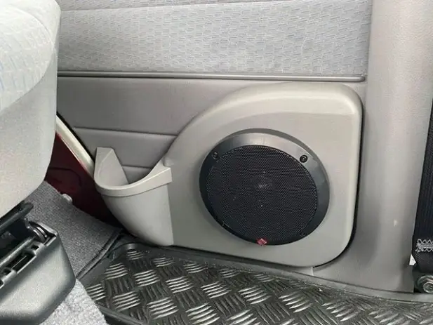 Prix Cassé KIT INSTALLATION POUR HAUT-PARLEUR DE PORTE ARRIERE GRIS LAND CRUISER 76 78 79 2021+