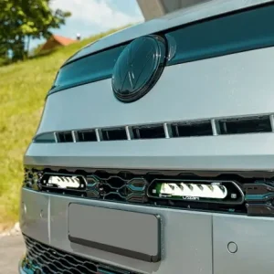 KIT ECLAIRAGE LED LAZER LINEAR 6 ELITE INTEGRE A LA CALANDRE POUR VOLKWAGEN T7 2022+ Offre Limitée