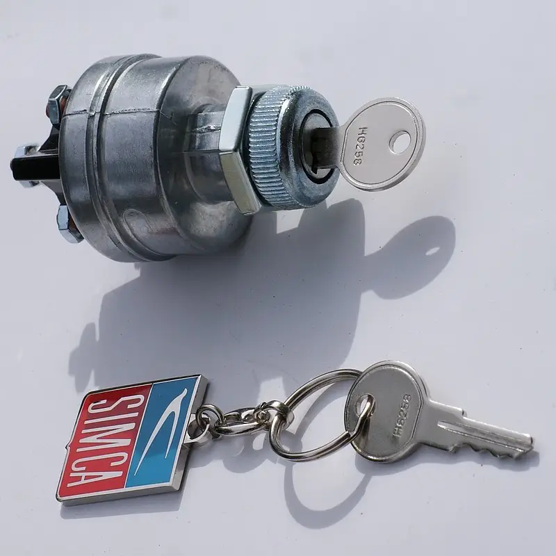 Commutateur de démarrage + porte-clés pour SIMCA ARONDE Commander Maintenant