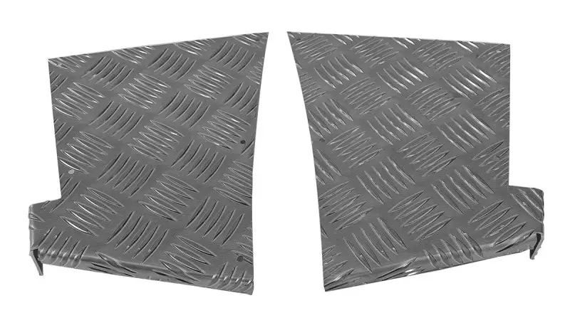 Protections d'ailes arrières aluminium naturel 2mm pour Defender 90 Offre Limitée