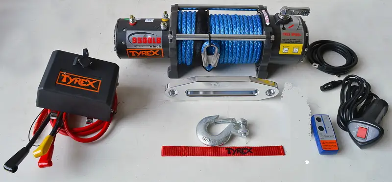 TREUIL TYREX RAPTOR 4300KG CORDE SYNTHETIQUE Populaire