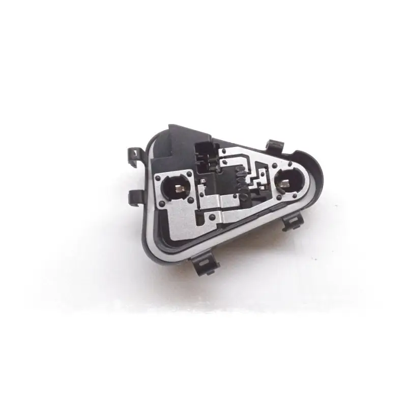 Expédition Rapide PORTE AMPOULE GAUCHE POUR FEU ARRIERE GAUCHE EXTERIEUR POUR BMW SERIE 3 F31 TOURING (11-15)