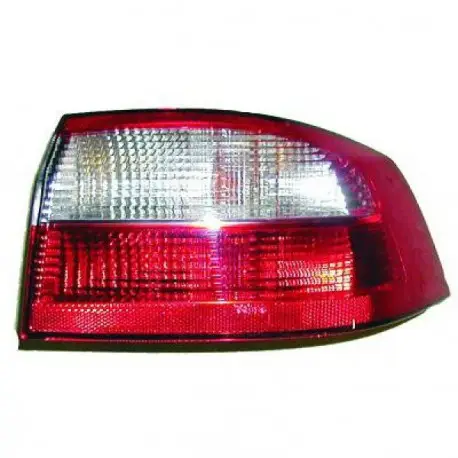 FEU ARRIERE GAUCHE EXTERIEUR RENAULT LAGUNA BERLINE (01-05) Prix Choc