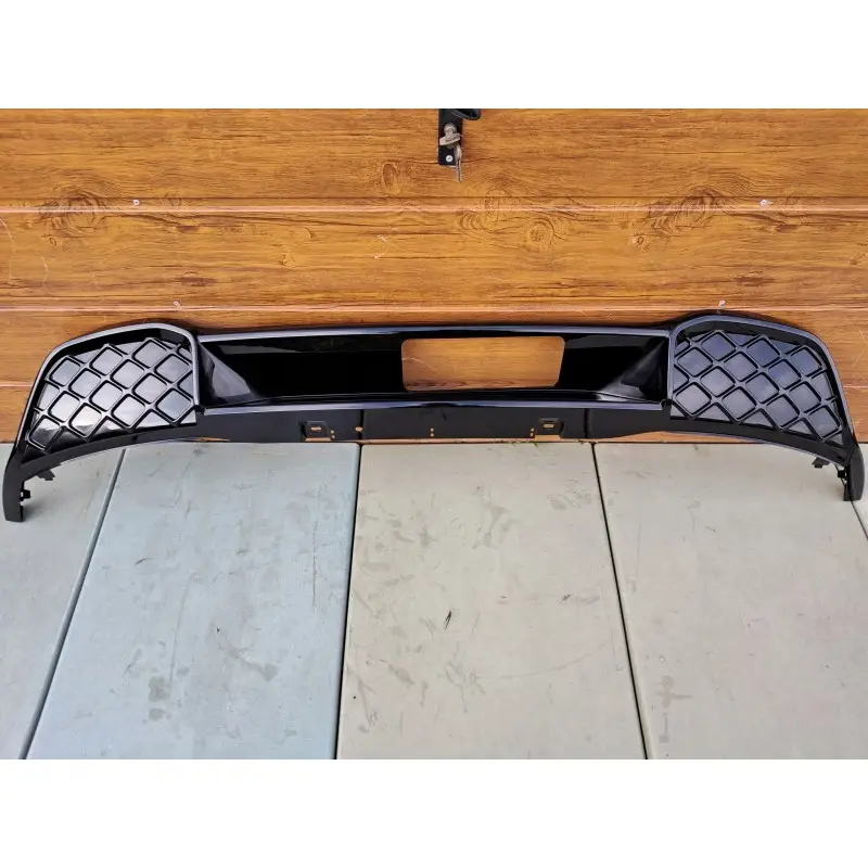 Marque DIFFUSEUR R-LINE POUR VOLKSWAGEN GOLF 8 (24-26) R-LINE - NOIR BRILLANT - ORIGINE VW - POUR R-LINE - GTE