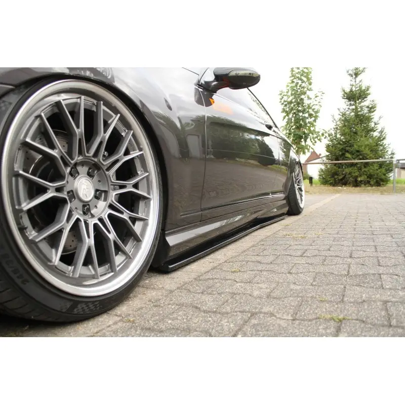 Offre Exclusive SET DES DIFFUSEUR DES BAS DE CAISSE MERCEDES CL 500 C216 AMGLINE - MAXTON DESIGN - FINITION NOIR BRILLANT