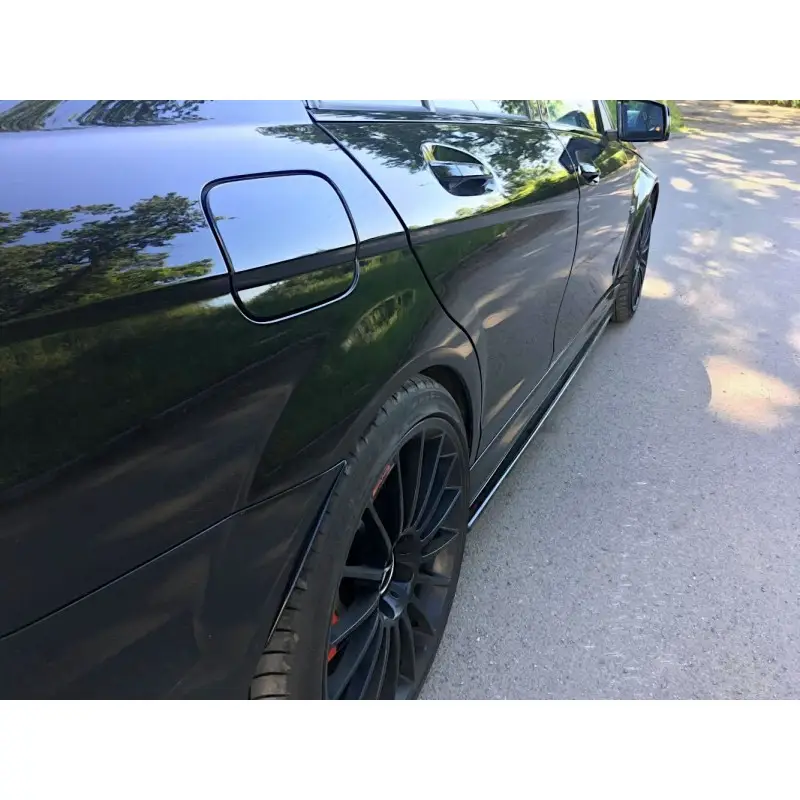 SET DES DIFFUSEUR DES BAS DE CAISSE MERCEDES-BENZ AMG C63 W204 FACELIFT - MAXTON DESIGN - FINITION NOIR BRILLANT Meilleur Choix