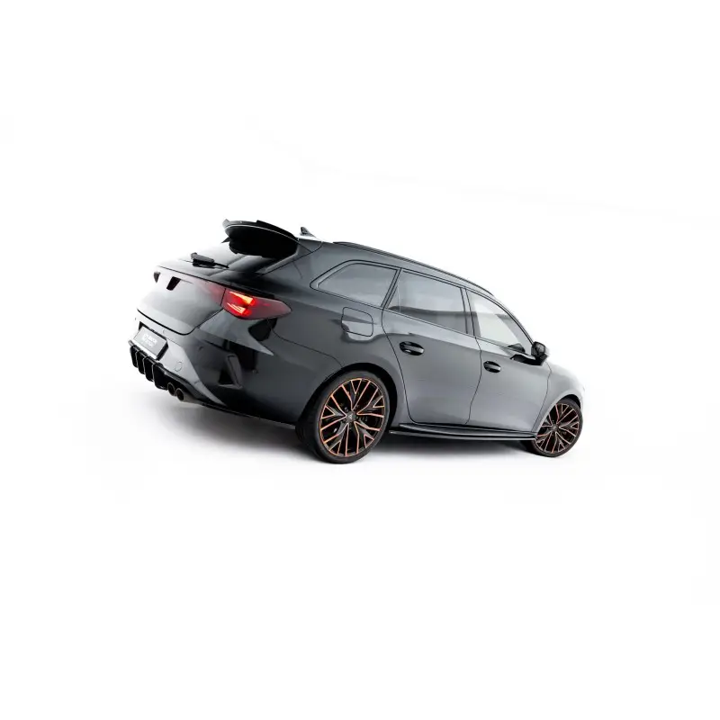 RAJOUTS DES BAS DE CAISSE V.1 CUPRA LEON ST / HATCHBACKAERO MK1 FACELIFT - MAXTONDESIGN - FINITION NOIR BRILLANT Nouveauté