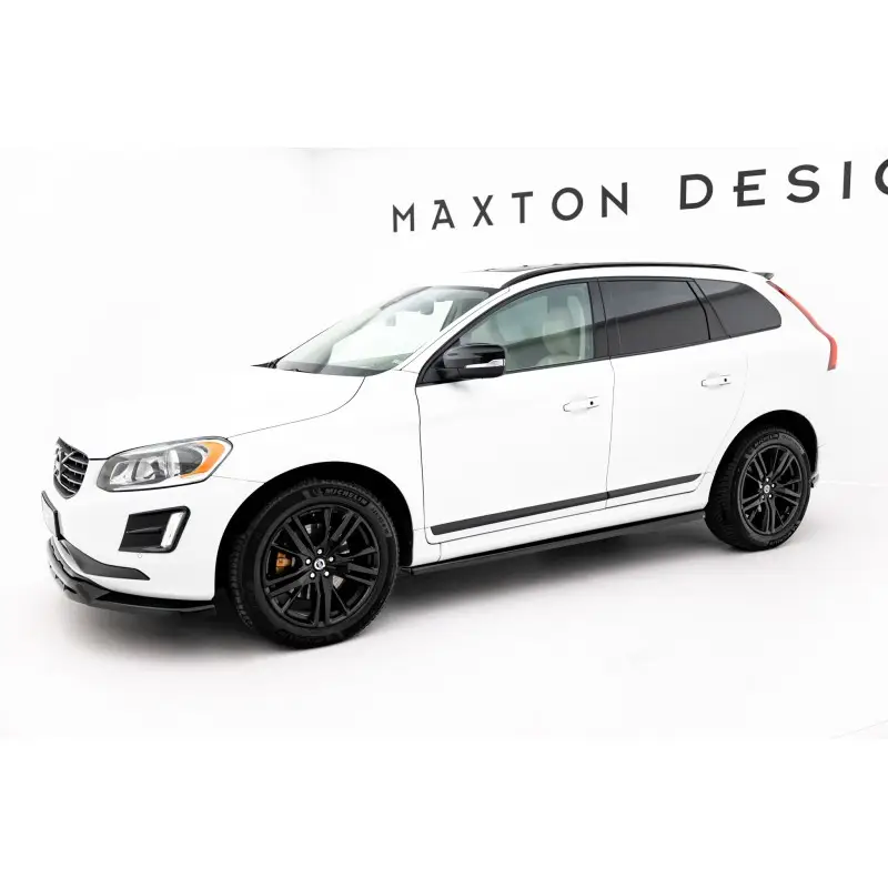 RAJOUTS DES BAS DE CAISSE VOLVO XC60 MK1 FACELIFT - MAXTONDESIGN - FINITION NOIR BRILLANT Livraison Express