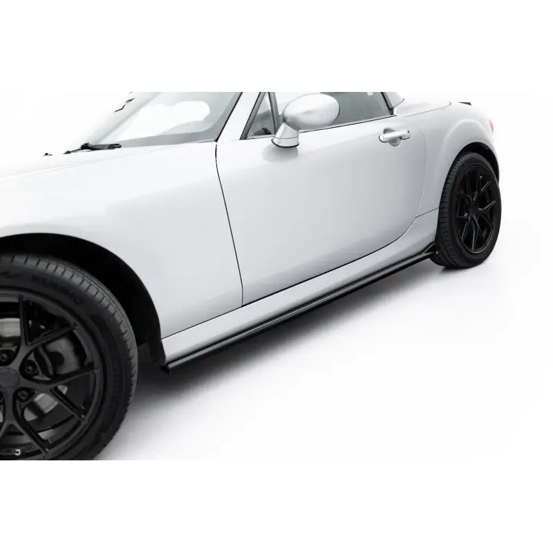 Promotion Saisonnière RAJOUTS DES BAS DE CAISSE MAZDA MX-5 MK3 (NC) FACELIFT - MAXTONDESIGN - FINITION NOIR BRILLANT