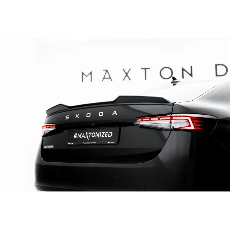 SPOILER CAP 3D SKODA SUPERB SEDAN MK4 - MAXTONDESIGN - FINITION NOIR BRILLANT Achat Immédiat