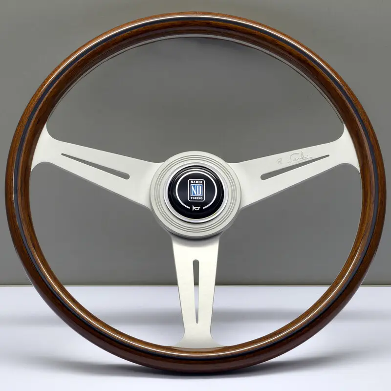 Prix Choc Volant Nardi Classic ND36, Bois, Branches Alu, Tulipé 40 mm (Gros Moyeu)