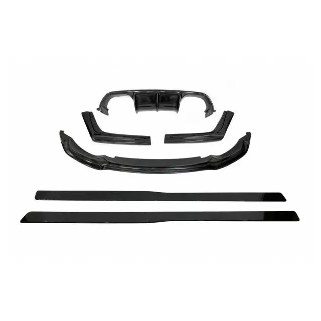 Authentique Kit De Carrosserie BMW F80 M4 /F82 M4/ F83 M4 Carbone Look CS
